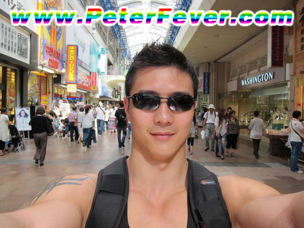 Peter Le in the Kobe Sannomiya Fashion Center